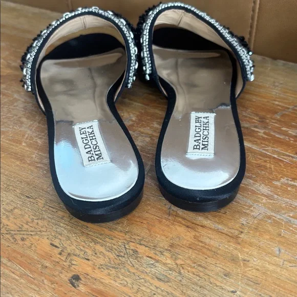 Badgley Mischka Black Embellished Beaded Slide Sandals Flats Silver Crystals 8 - Picture 4 of 5